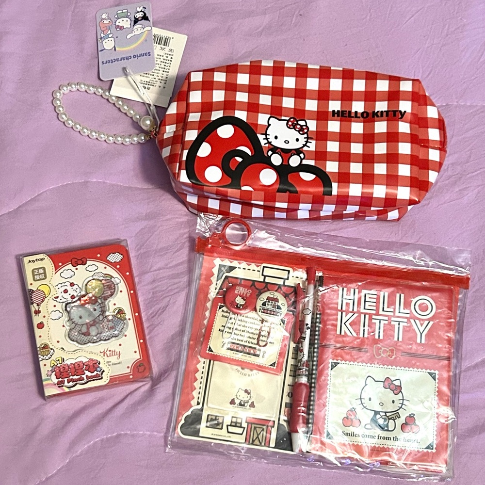 Hello Kitty Bundle